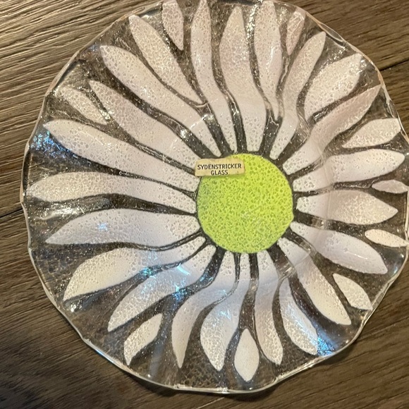 3 Sydenstricker Glass Dishes - Picture 4 of 10